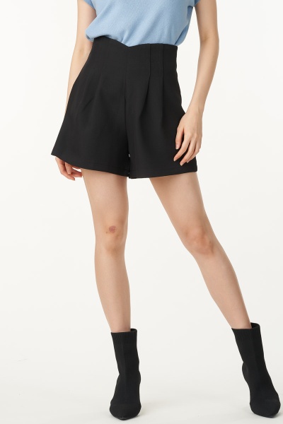 Jiare A-Line Shorts - Black