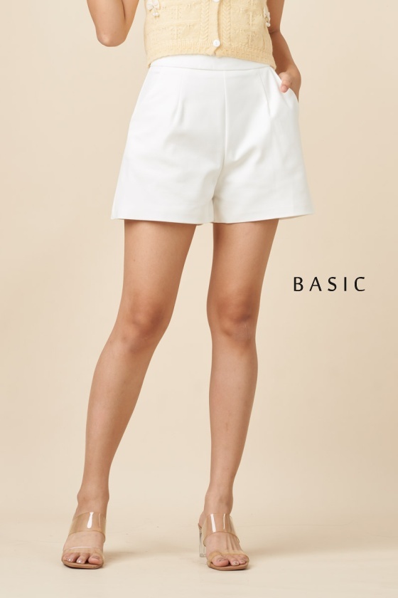 Millie Basic Shorts - White