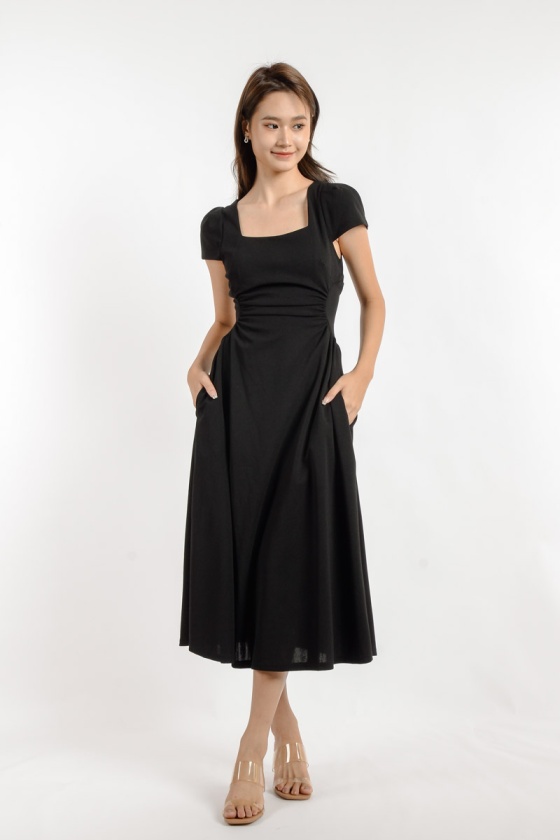 Bailee Cinched Waist Dress with Sleeve - Black