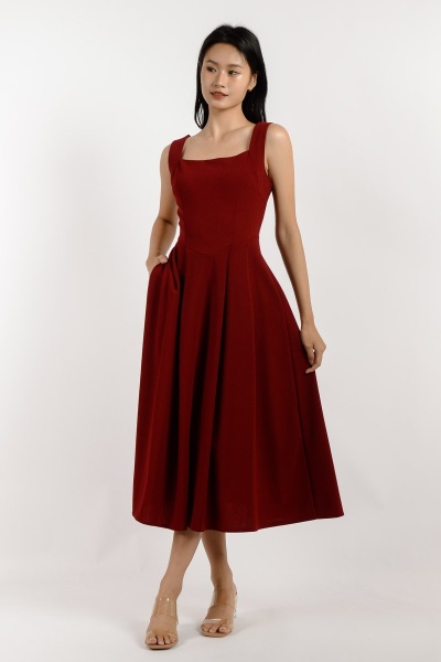 Hallie Princess Midi Dress - Wine