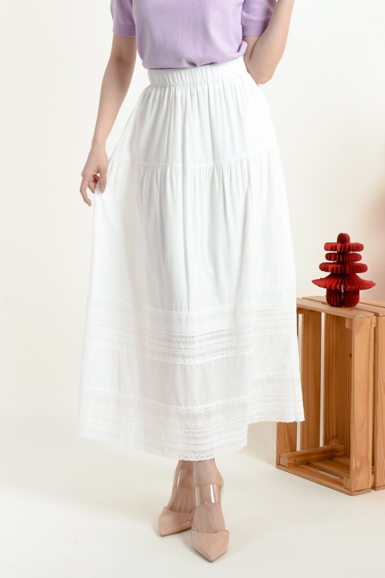 Raelyn Crochet Layered Skirt - White