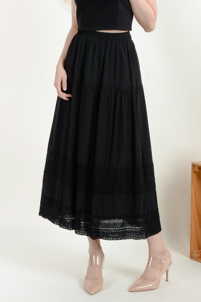 Raelyn Crochet Layered Skirt - Black