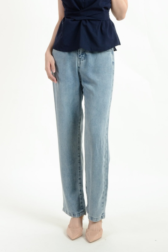 Leighton Double Button Jeans - Light Blue