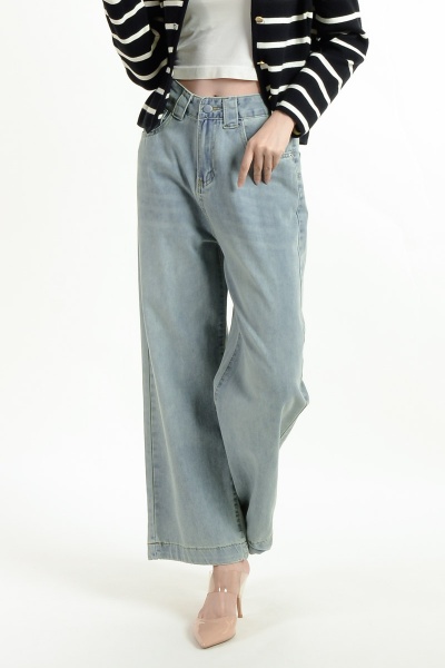 Melissa Straight Leg Jeans - Light Blue
