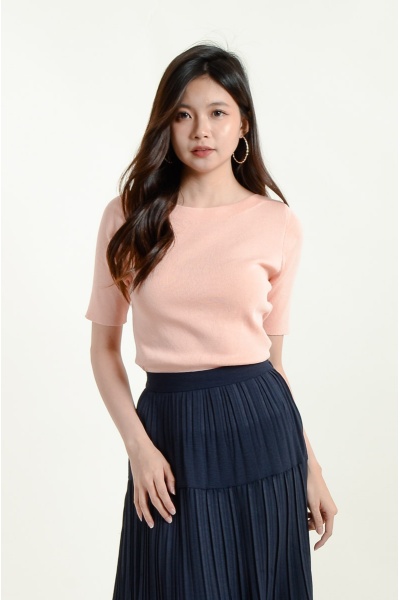 Maryam Boat Neck Knitted Top - Pink