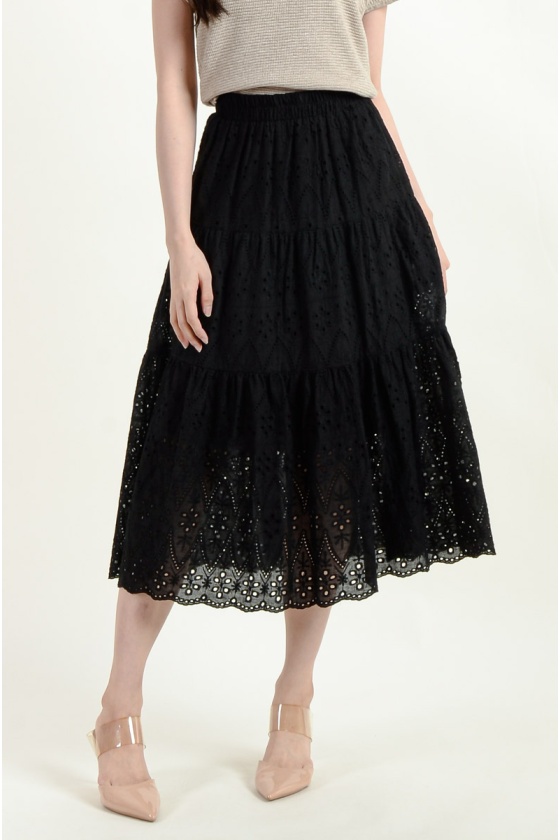 Ariya Crochet Midi Skirt - Black