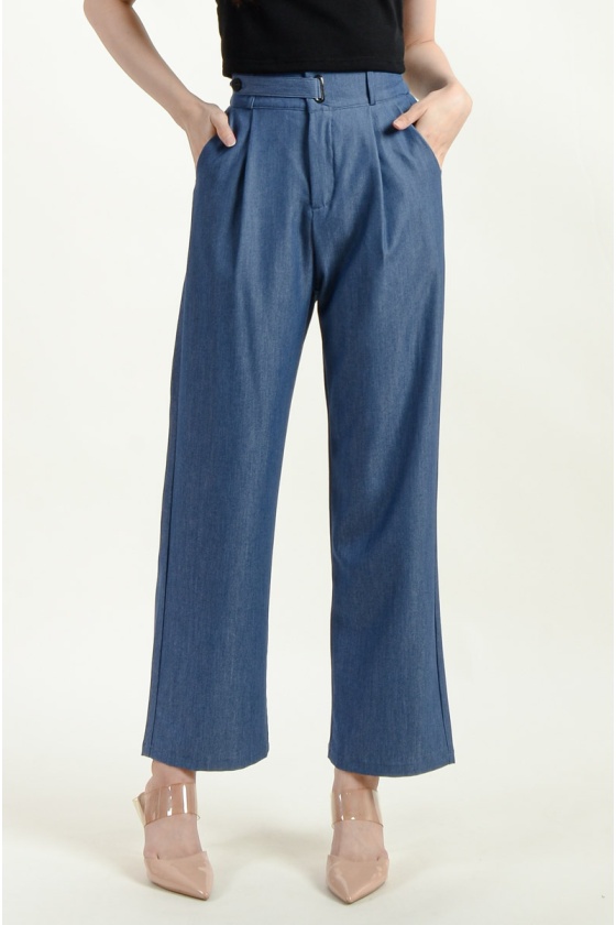 Myra Buckle Straight Leg Jeans - Light Blue