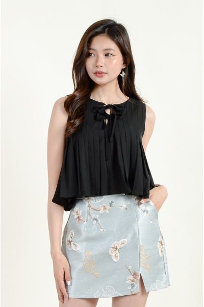 Kathryn Pleated Flare Top - Black