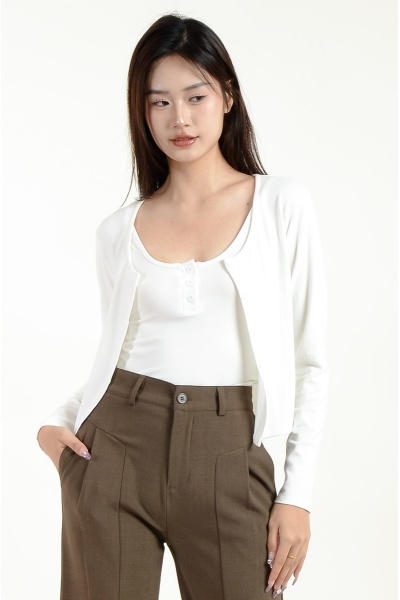 Ila Cardigan Set - White
