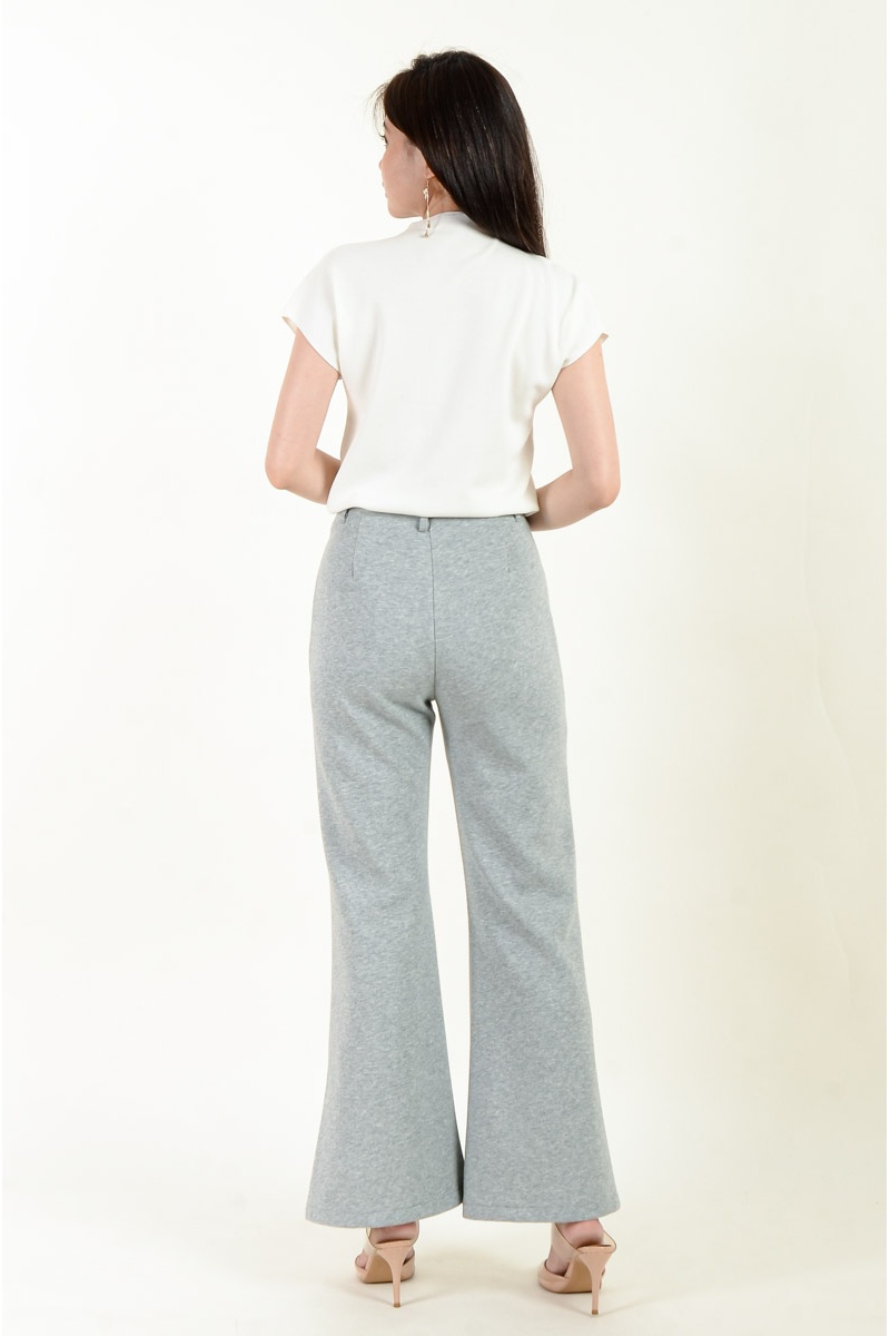 Marlowe -5C Cooling Knitted Top - White Marlowe -5C Cooling Knitted Top - White