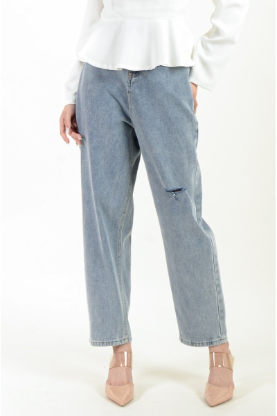 Sky Ripped Jeans
