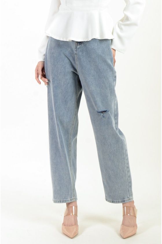 Sky Ripped Jeans
