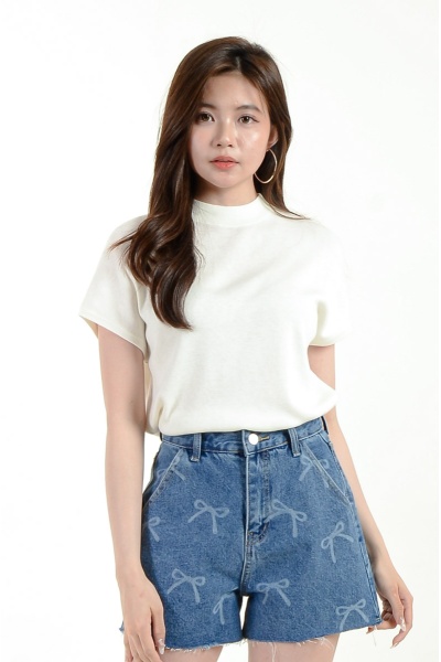 [BackOrder ETA 15 Oct] Zoya Knitted Top - White