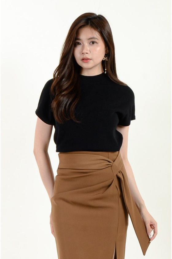 Zoya Knitted Top - Black