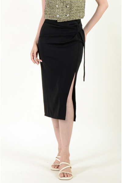 Brynleigh Twisted Midi Skirt - Black