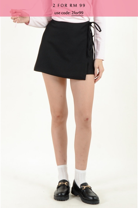 Kaelyn Overlay Bow Skort - Black