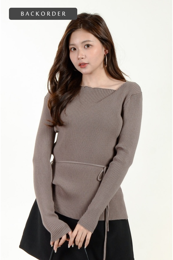[BackOrder ETA 15 Oct] Paulina Toga Knitted Top - Coffee