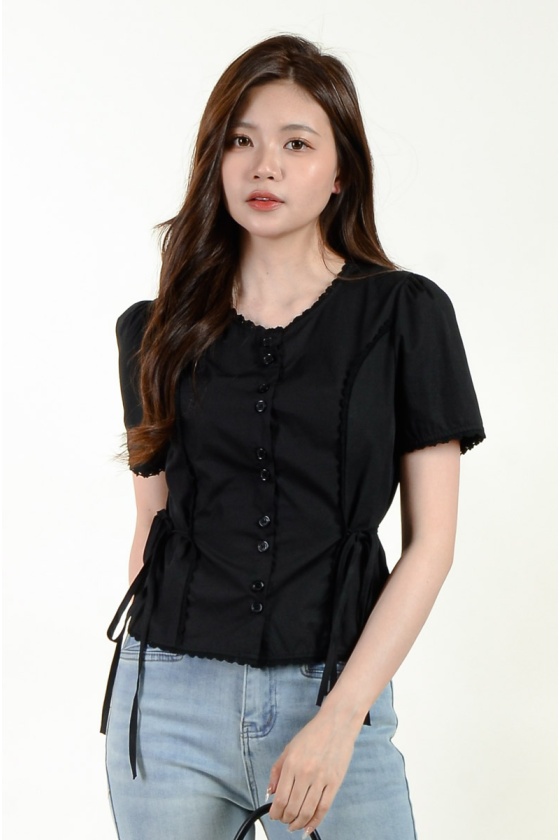 Cadence Sweet Side Bow Top - Black