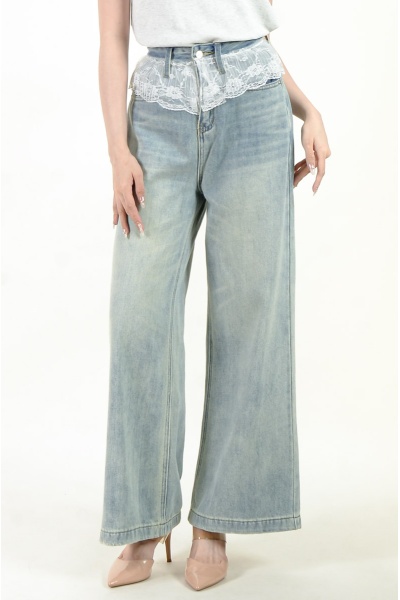 Isabell Straight Jeans with Lace Overlay